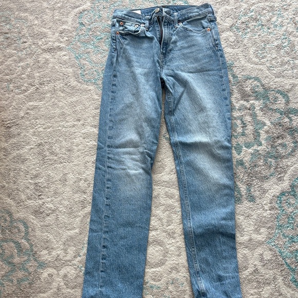 GAP Denim - GAP Women's Straight Leg Jeans in Blue